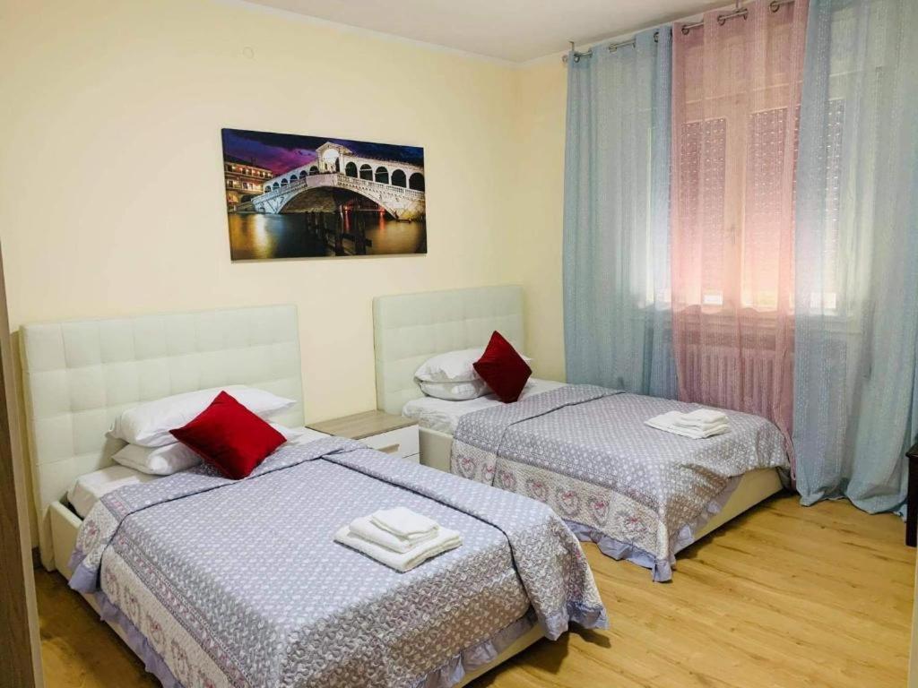 The Caponi Bros Bed & Breakfast Mestre Luaran gambar