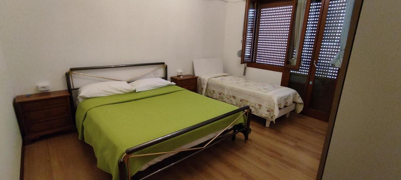 The Caponi Bros Bed & Breakfast Mestre Luaran gambar